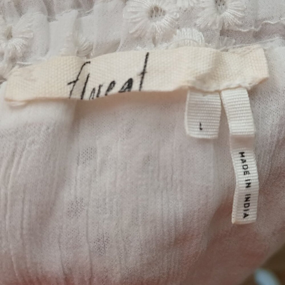 Anthropologie Floreat Off The Shoulder Bohochic Eyelet Top Ivory Size Large - Picture 10 of 10